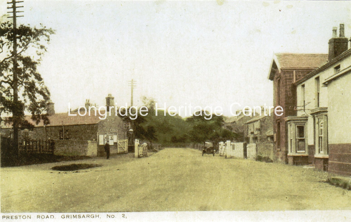 275A - Grimsargh - Preston Road, looking towards the Plough Inn & Station - Unknown
